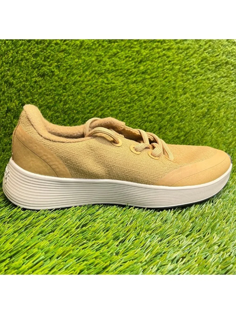 Allbirds Wool Runner Protect Womens Size 8.5 Stony Beige Running Shoes Sneakers